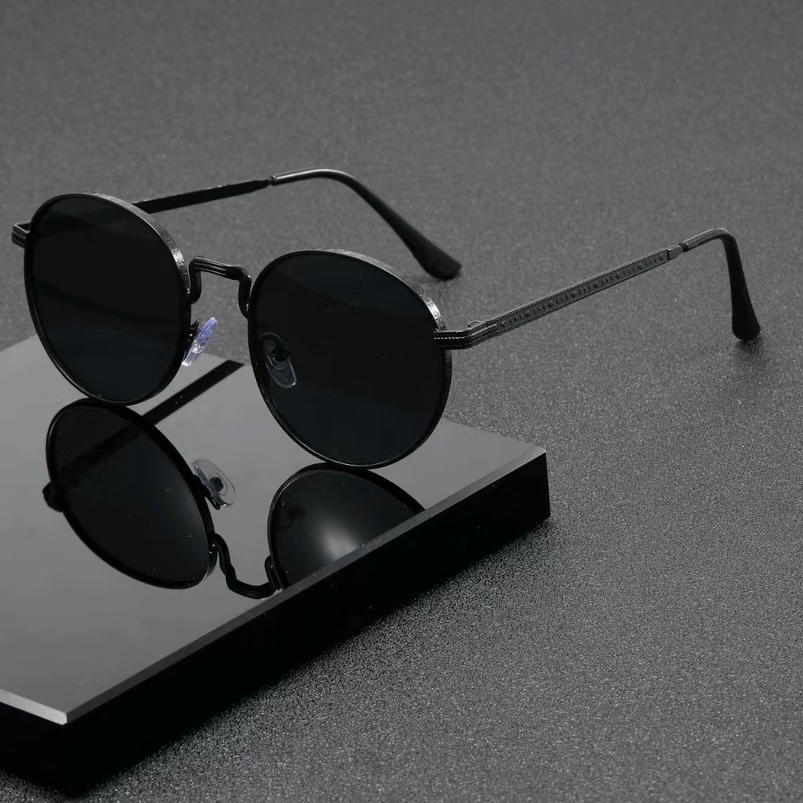 Men'S Accessories Glasses - Klasyczne okrągłe okulary przeciwsłoneczne dla mężczyzn