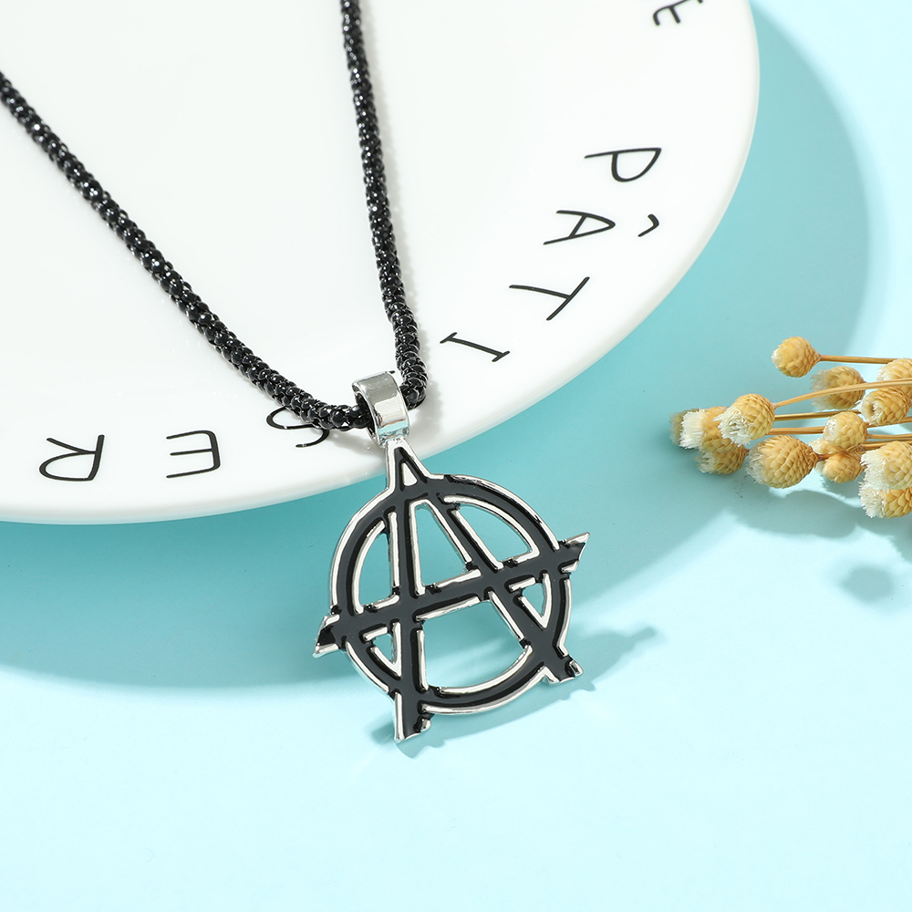Naszyjnik z symbolem Avengers, – Men'S Accessories Jewelry recenzja i cena