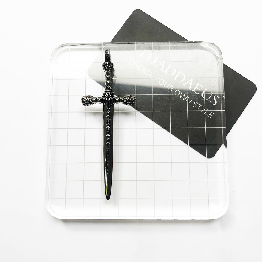 Wisiorek czaszka miecz, zupełn – Men'S Accessories Jewelry Brands recenzja i cena